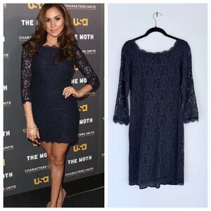 EUC Diane von Furstenberg Zarita Long Sleeve Zipper Back Lace Dress in Navy Sz 6